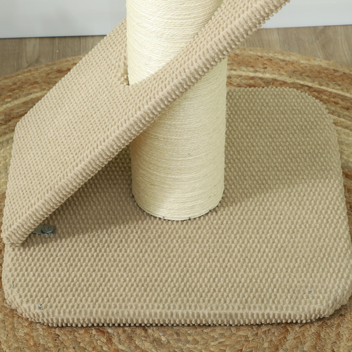PawHut Kratzbaum für Katzen, mit Pad, Säule und Spielball, Teppich und Sisal, 84 cm, Hellbraun
