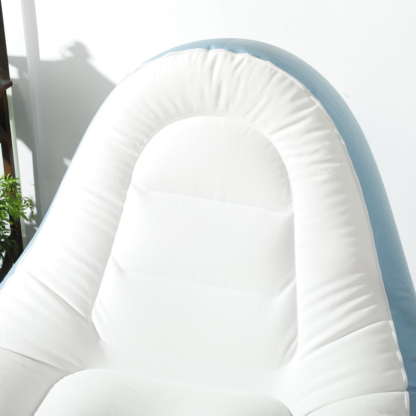 Outsunny Aufblasbarer Sessel Luftsessel Outdoor-Sessel, 125 x 100 x 87cm, Weiß + Blau