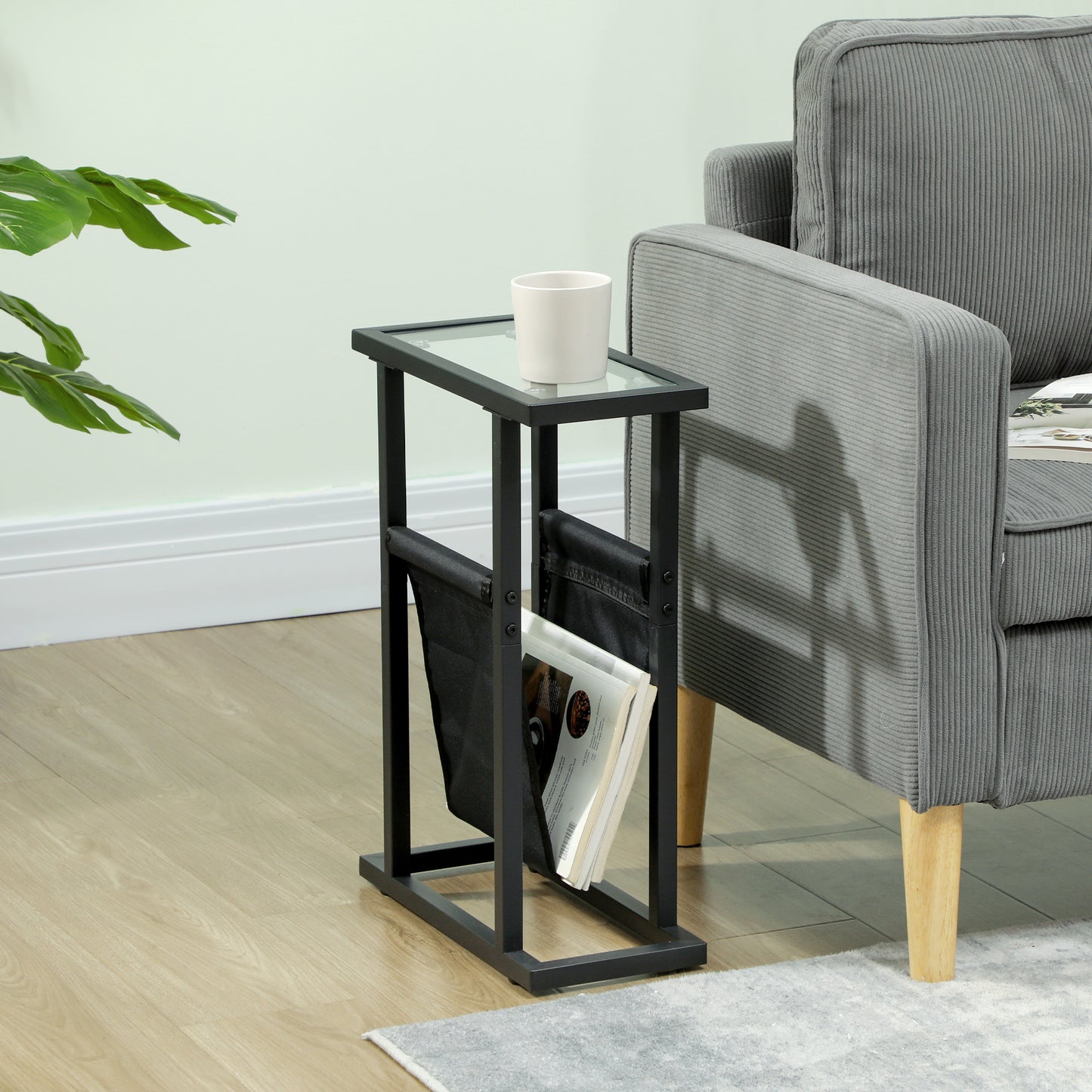 HOMCOM Beistelltisch aus Metall mit Stofftasche und Glasplatte, schmaler Tisch für Wohnzimmer, Schlafzimmer, Schwarz